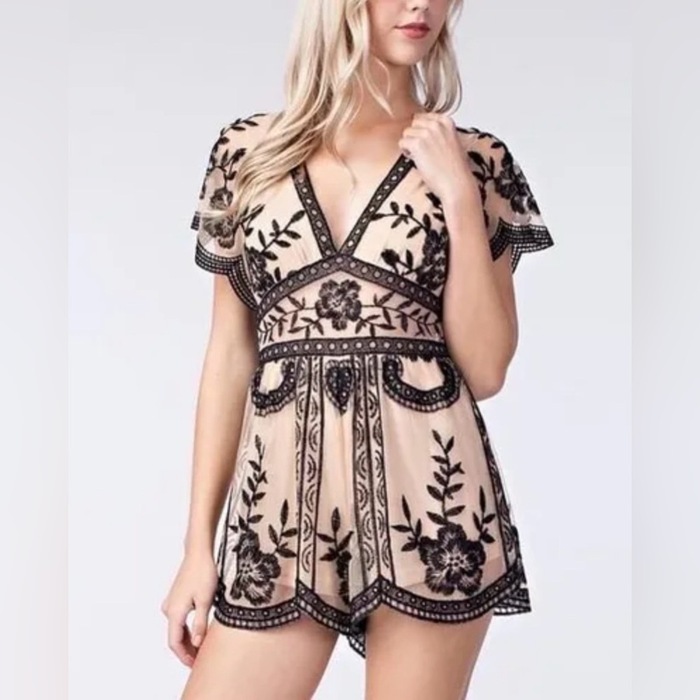 Size Small Tan and Black Romper